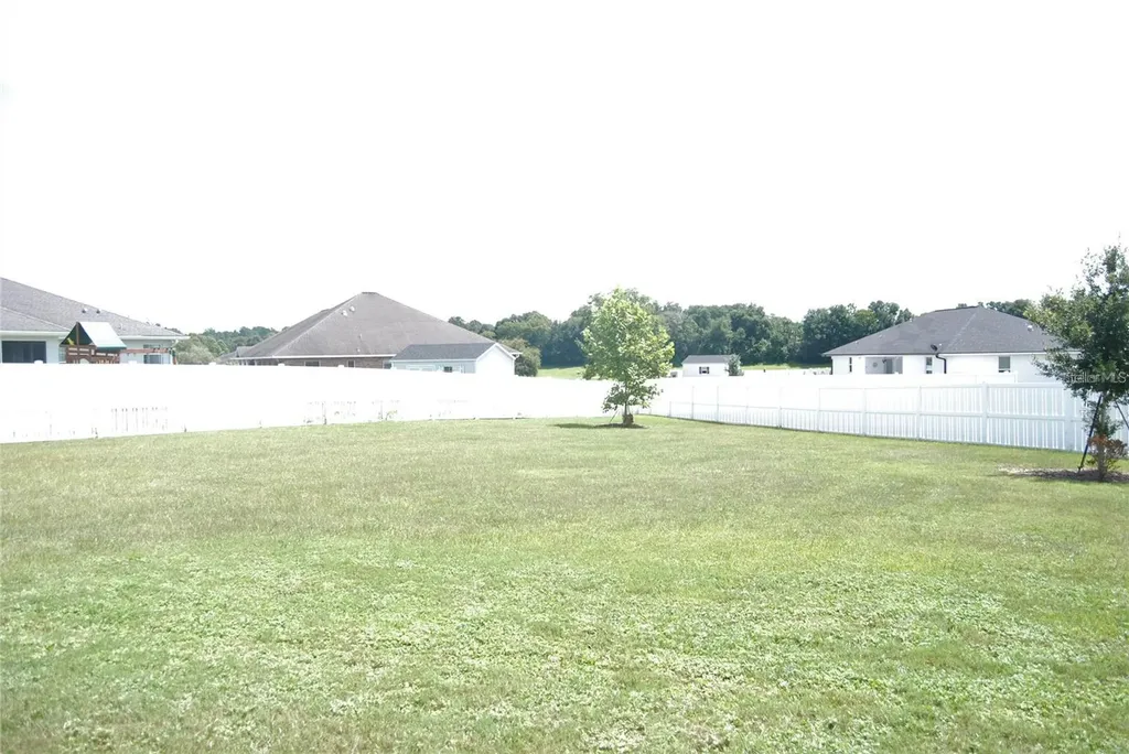 1167 SE 63rd Court Road Ocala FL 34472