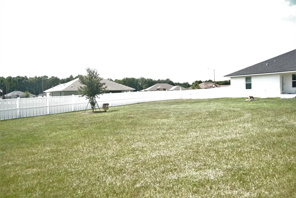 1167 SE 63rd Court Road Ocala FL 34472