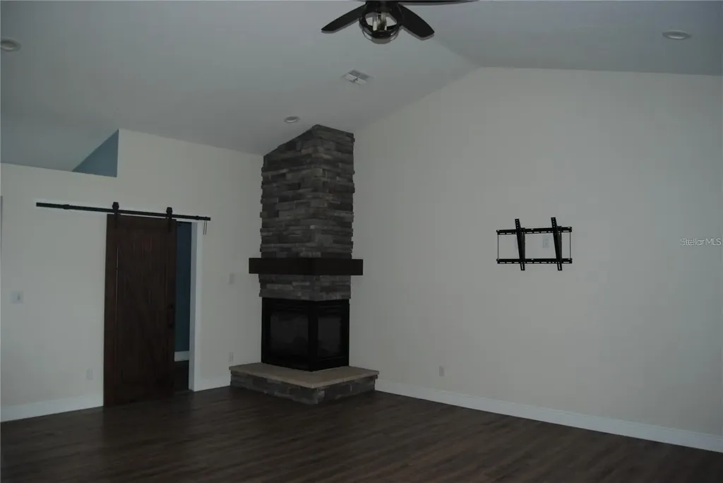 1167 SE 63rd Court Road Ocala FL 34472
