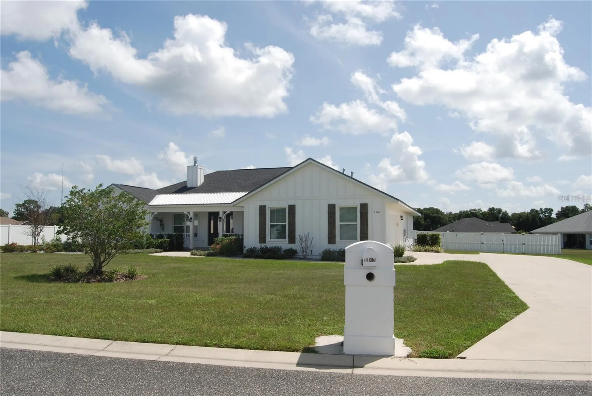 1167 SE 63rd Court Road Ocala FL 34472