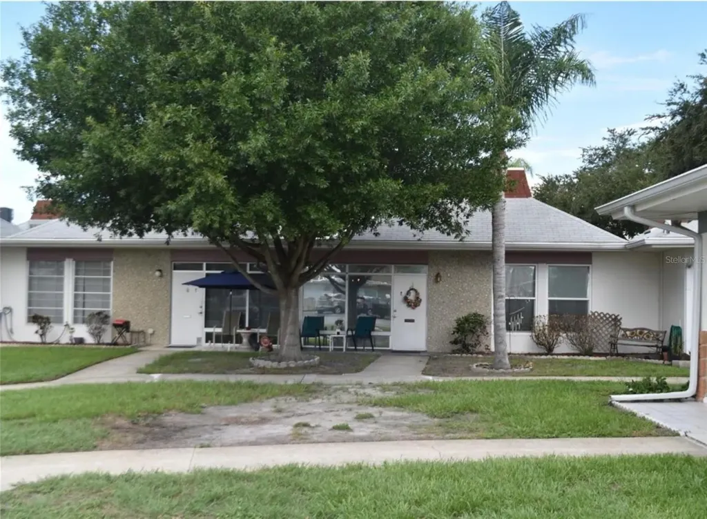4365 Tahitian Gardens Circle Holiday FL 34691