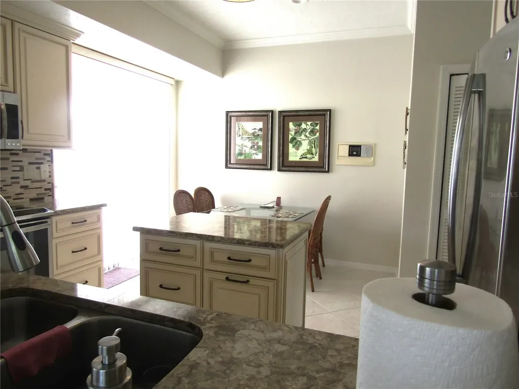 3881 Chatsworth Greene Court Sarasota FL 34235