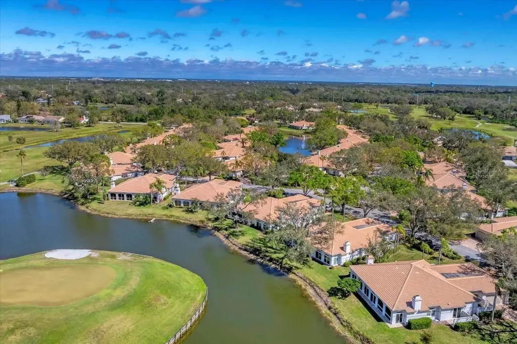 3881 Chatsworth Greene Court Sarasota FL 34235