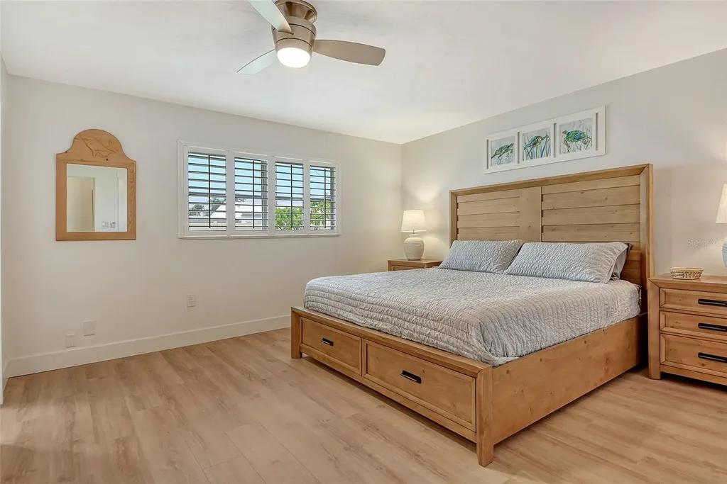 5830 Midnight Pass Road Sarasota FL 34242