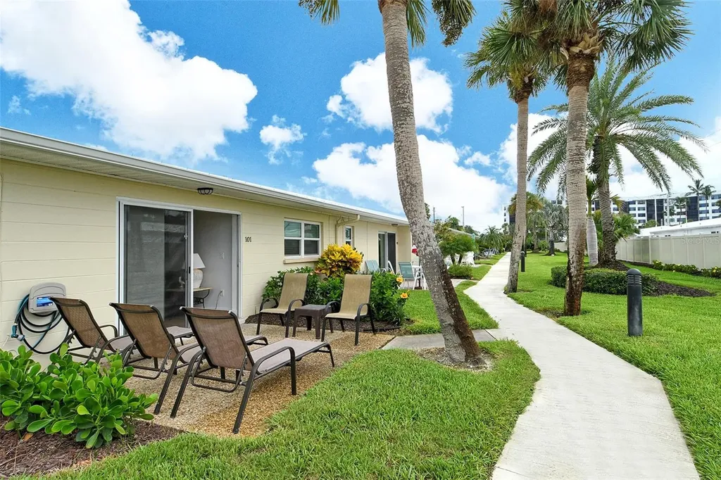 5830 Midnight Pass Road Sarasota FL 34242