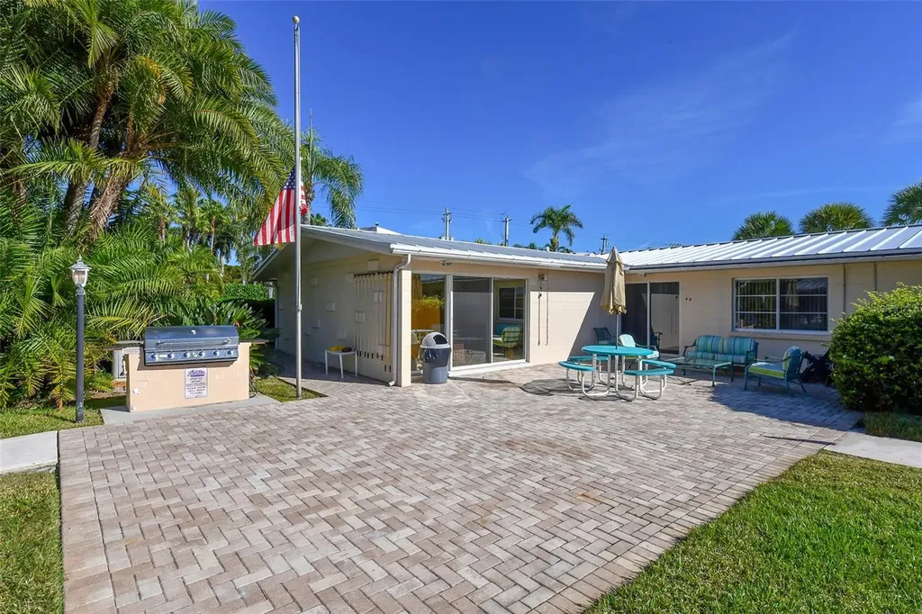 5830 Midnight Pass Road Sarasota FL 34242