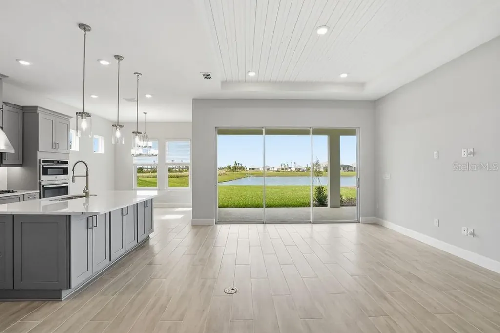 13705 Iona Avenue Palmetto FL 34221