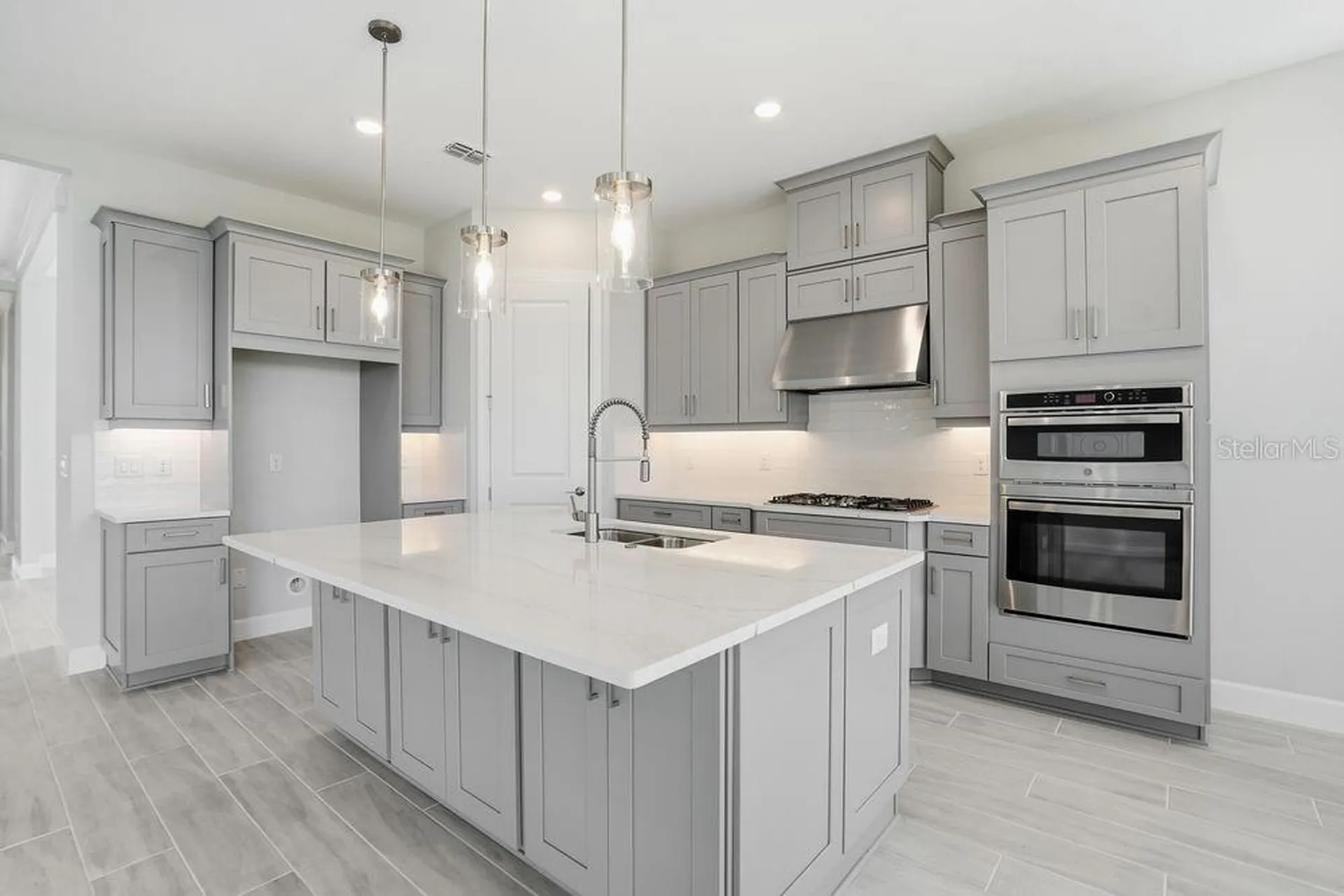 13705 Iona Avenue Palmetto FL 34221