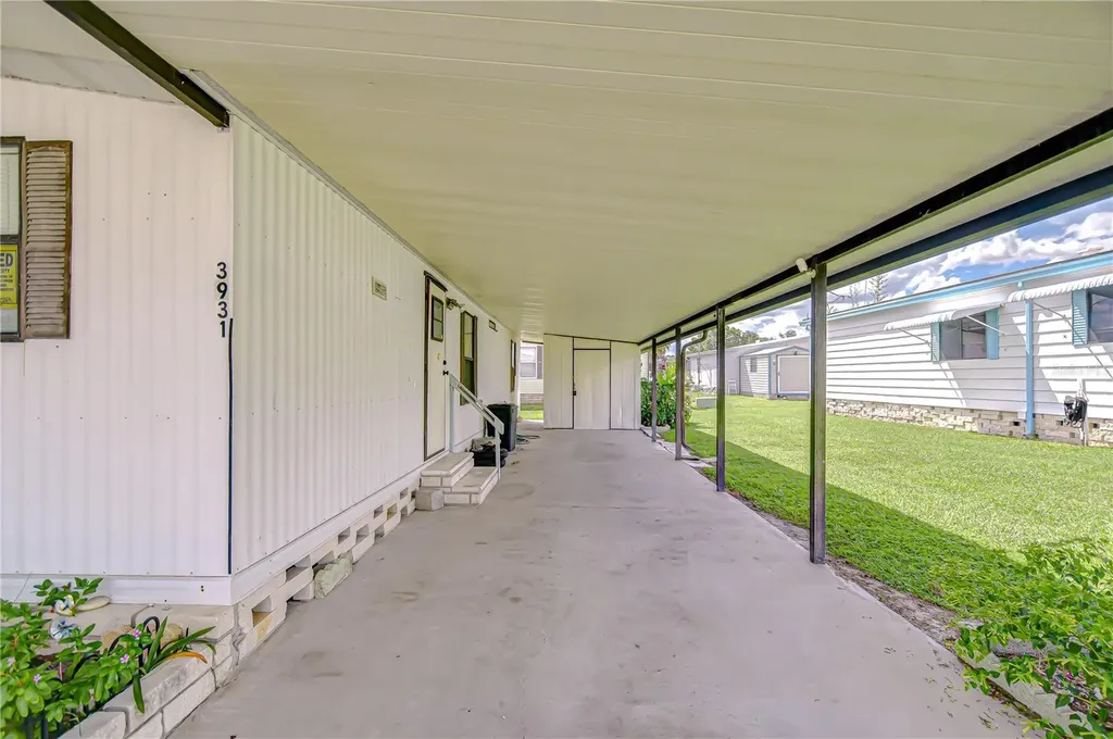 3931 Chris Drive Wesley Chapel FL 33543