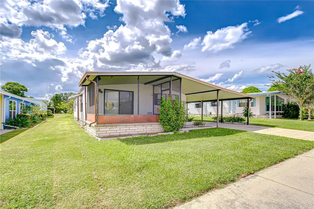 3931 Chris Drive Wesley Chapel FL 33543