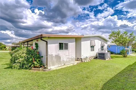 3931 Chris Drive Wesley Chapel FL 33543