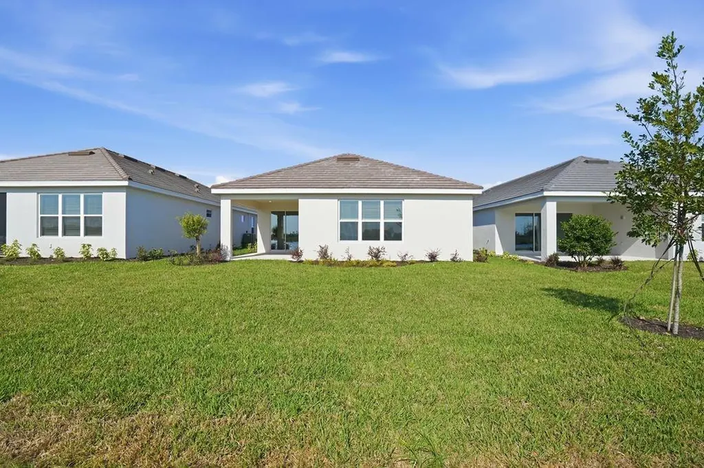 7727 Caspian Street Palmetto FL 34221