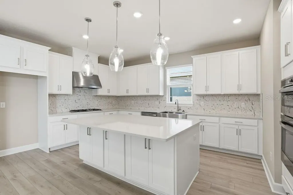 7727 Caspian Street Palmetto FL 34221