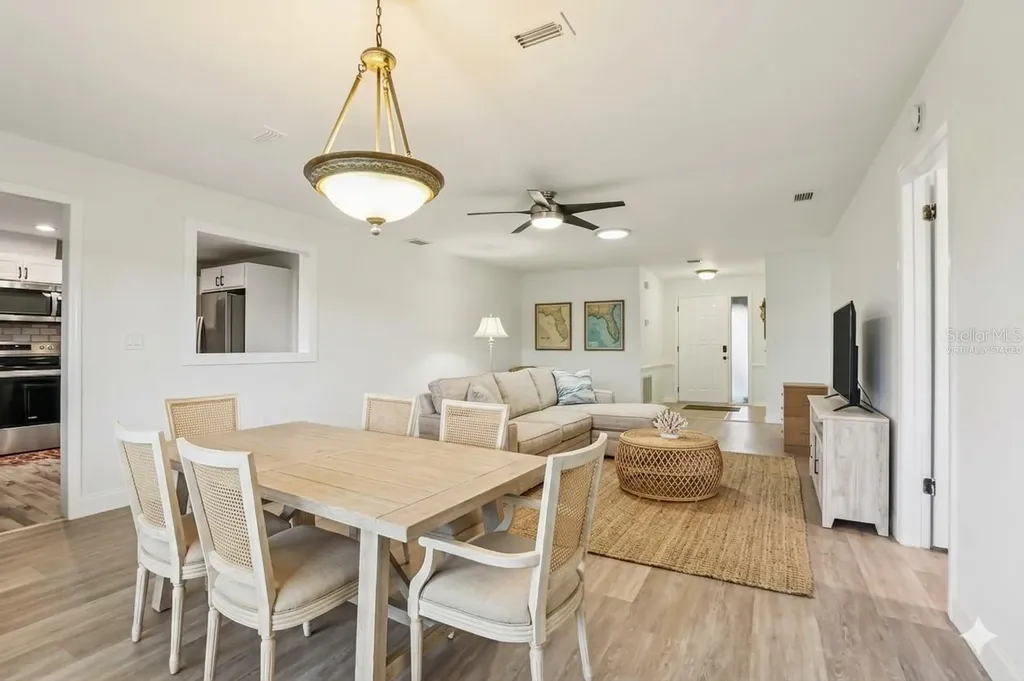 2603 Lancaster Drive Sun City Center FL 33573