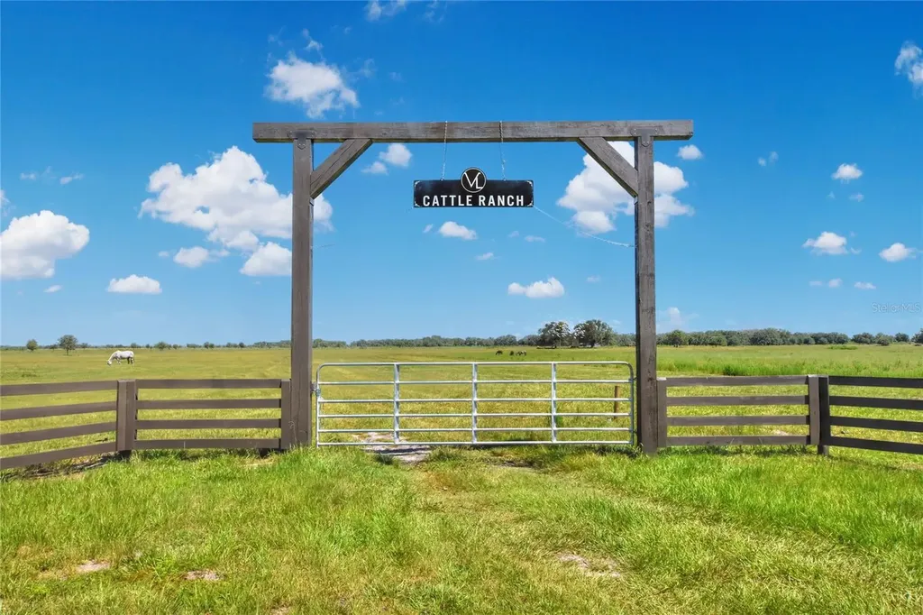 NW Limestone Heights Street Arcadia FL 34266