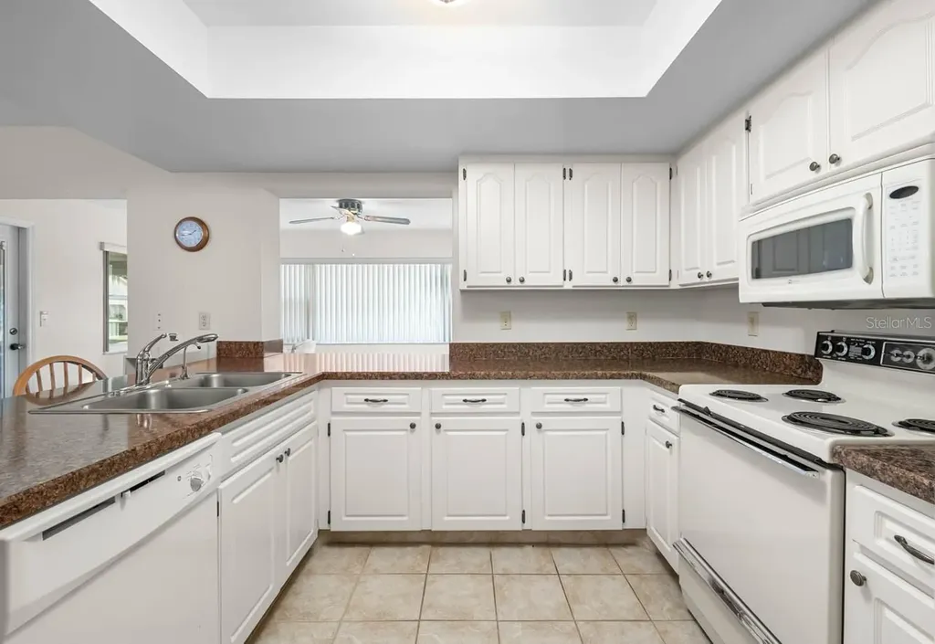 2109 Harleston Place Sun City Center FL 33573
