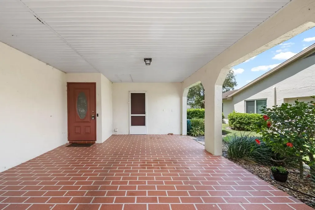 2109 Harleston Place Sun City Center FL 33573