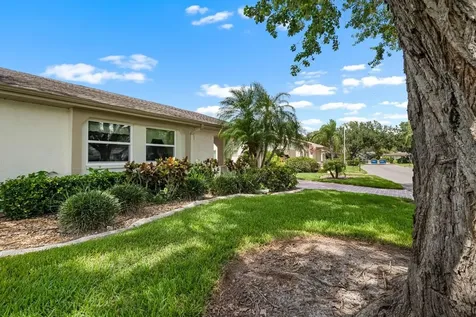 2109 Harleston Place Sun City Center FL 33573