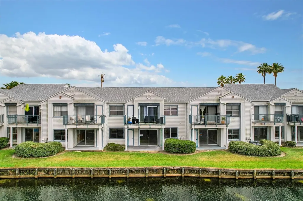 2520 Woodgate Boulevard Orlando FL 32822