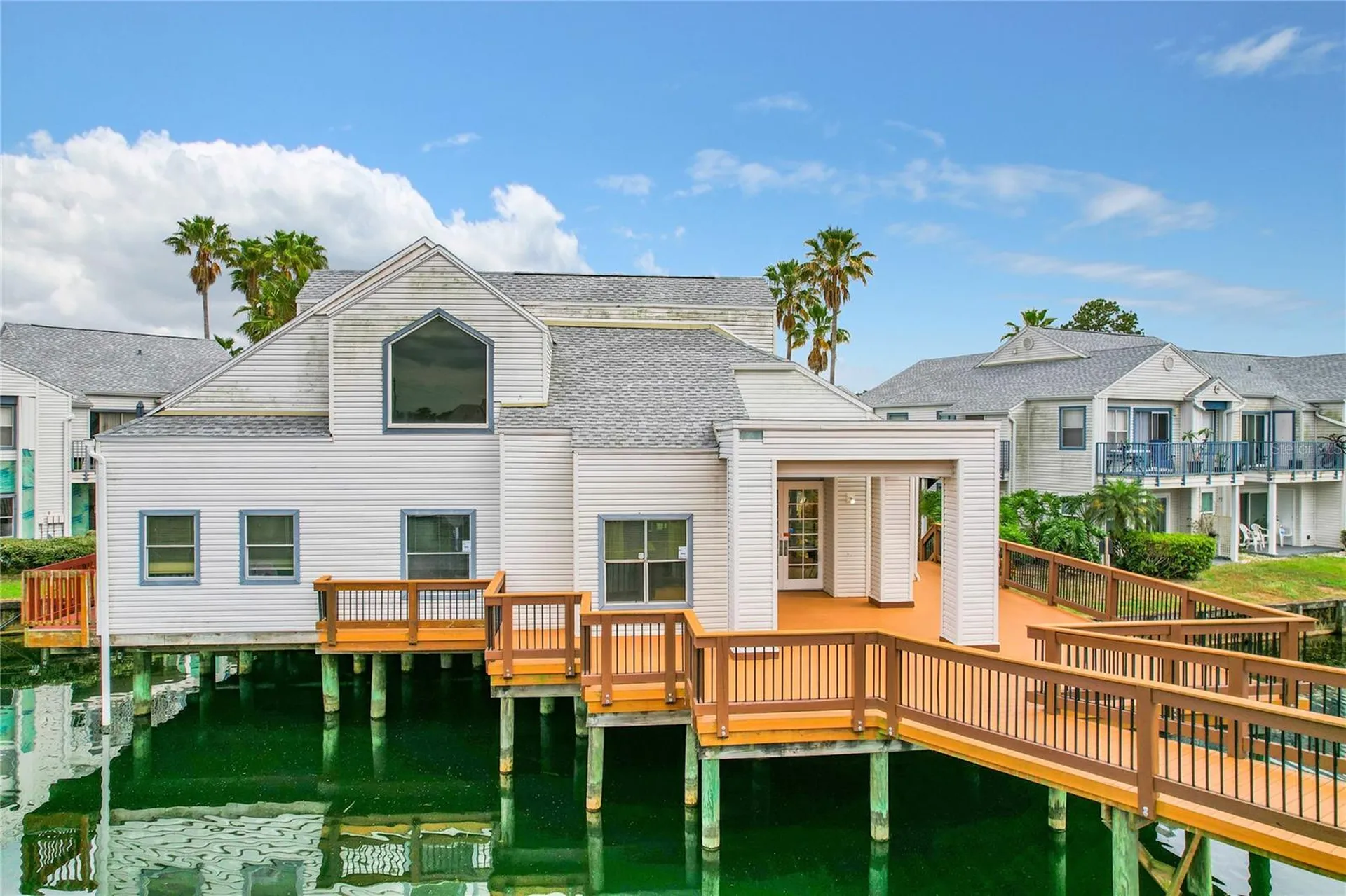 2520 Woodgate Boulevard Orlando FL 32822