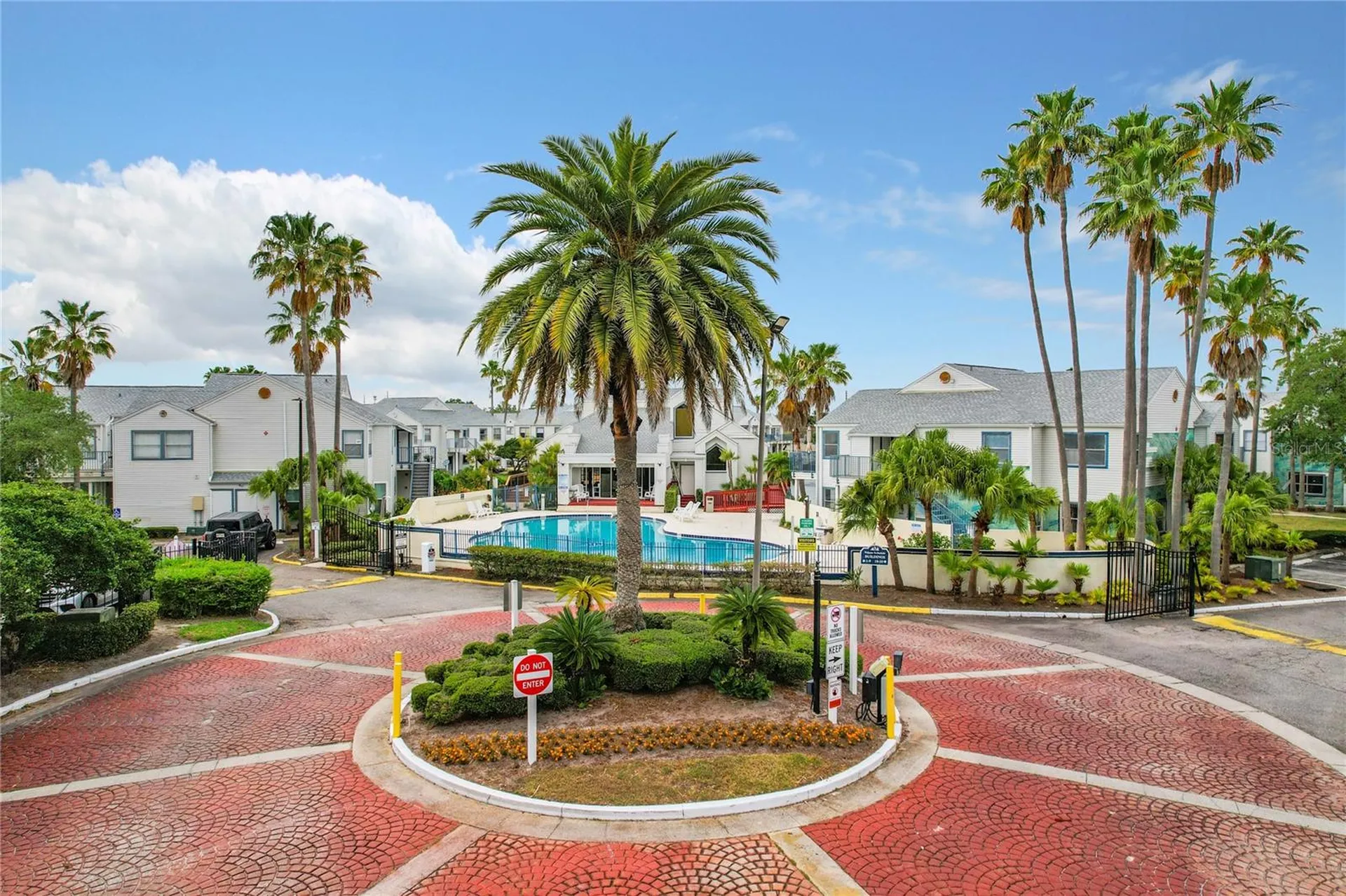 2520 Woodgate Boulevard Orlando FL 32822