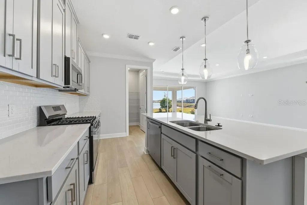 7731 Caspian Street Palmetto FL 34221