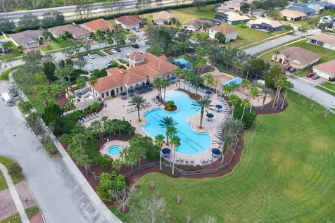 4002 Bougainvillea Place Kissimmee FL 34746