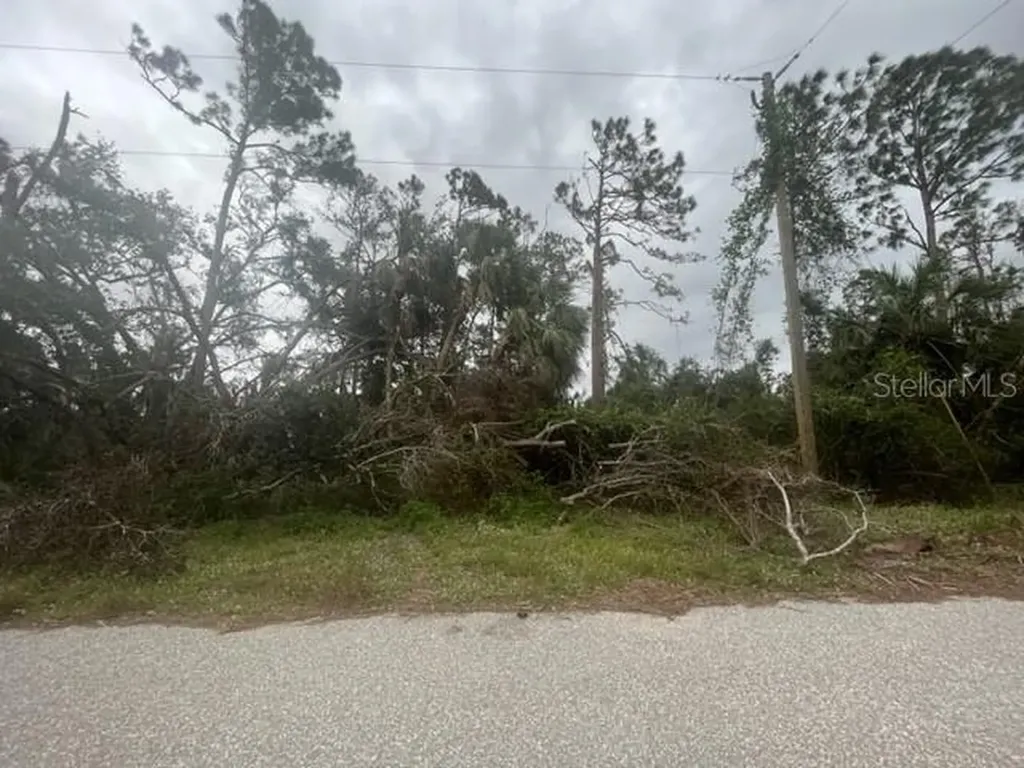 2184 Dorion Street Port Charlotte FL 33948