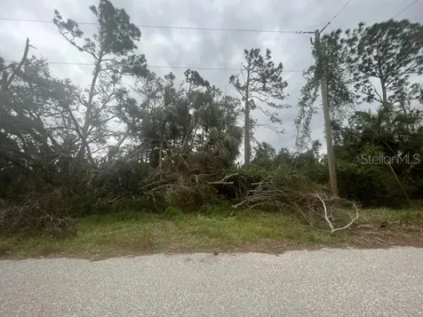 2184 Dorion Street Port Charlotte FL 33948