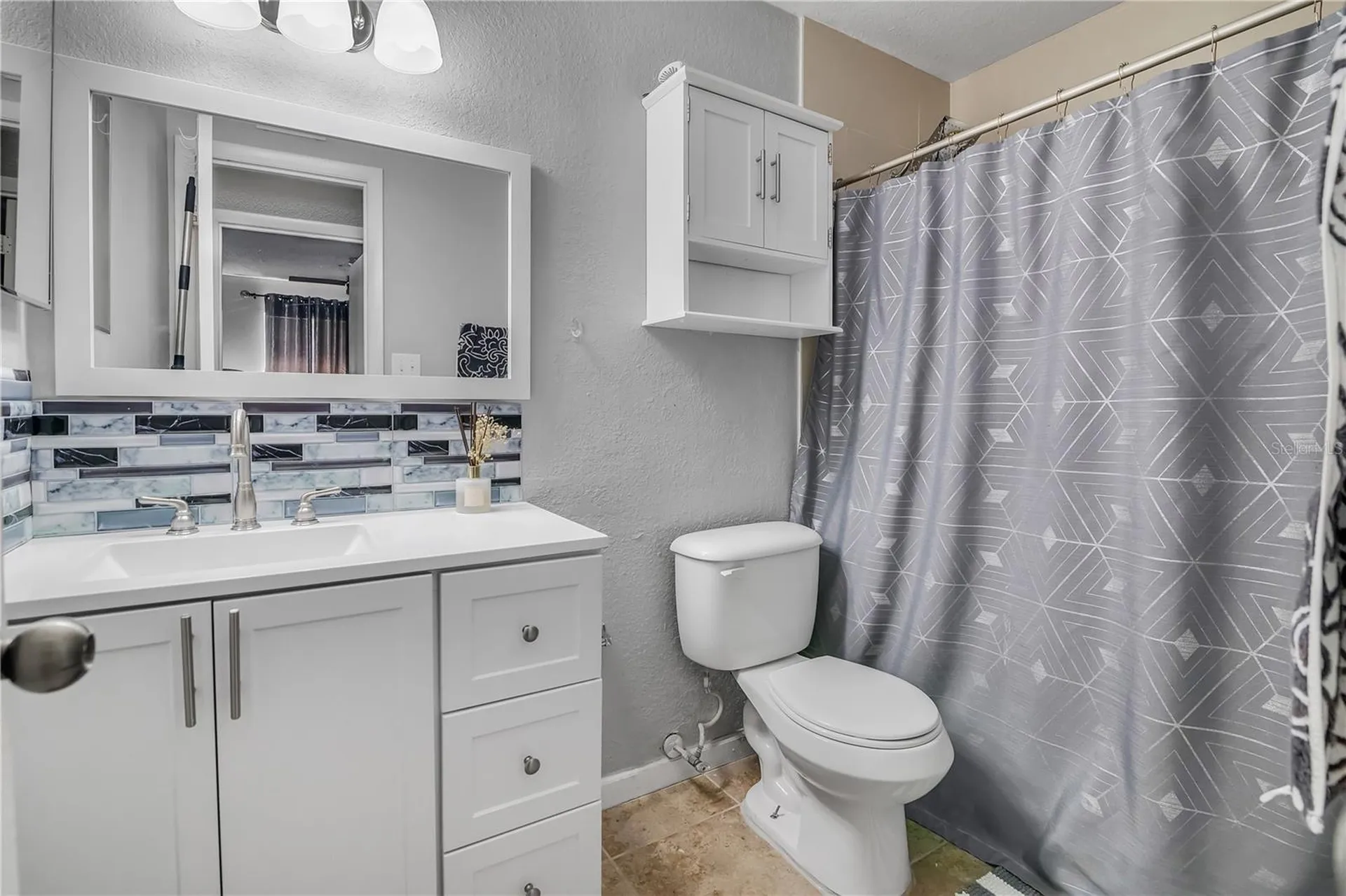 5530 Chrishire Way Orlando FL 32822