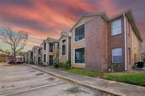 5530 Chrishire Way Orlando FL 32822