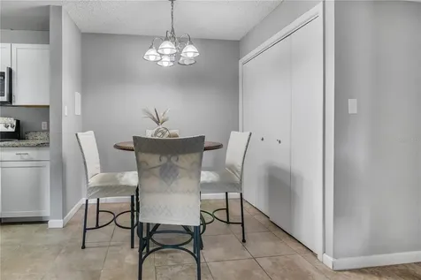 5530 Chrishire Way Orlando FL 32822