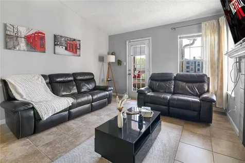 5530 Chrishire Way Orlando FL 32822