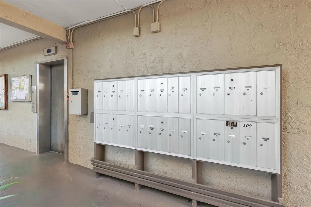 960 Virginia Street Dunedin FL 34698