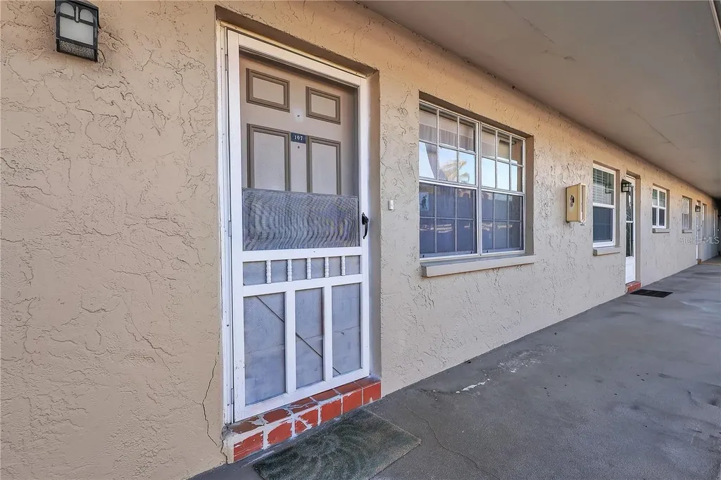 960 Virginia Street Dunedin FL 34698