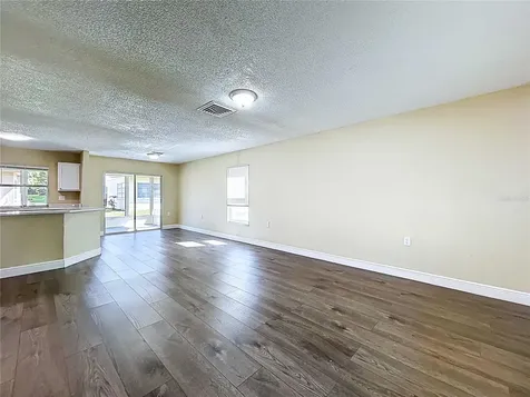 8101 Casuarina Drive Port Richey FL 34668