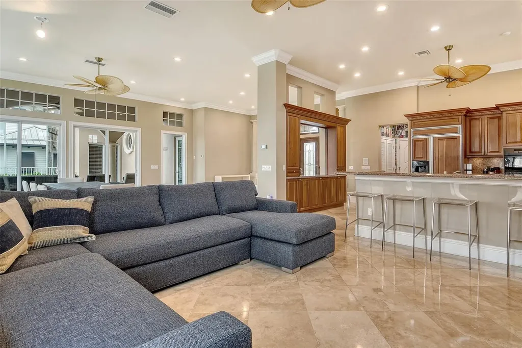 591 Putting Green Lane Longboat Key FL 34228