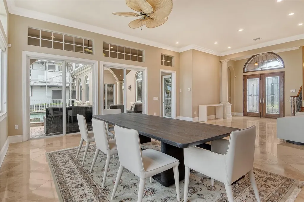 591 Putting Green Lane Longboat Key FL 34228