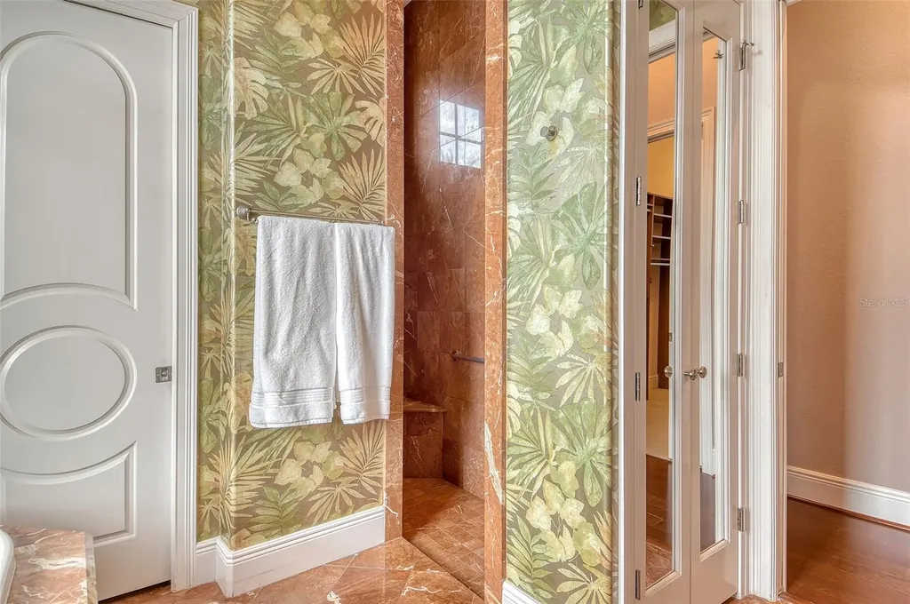 591 Putting Green Lane Longboat Key FL 34228