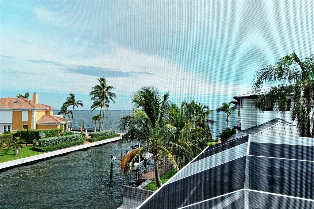 591 Putting Green Lane Longboat Key FL 34228