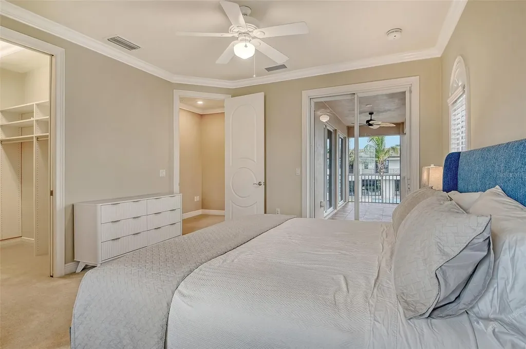 591 Putting Green Lane Longboat Key FL 34228