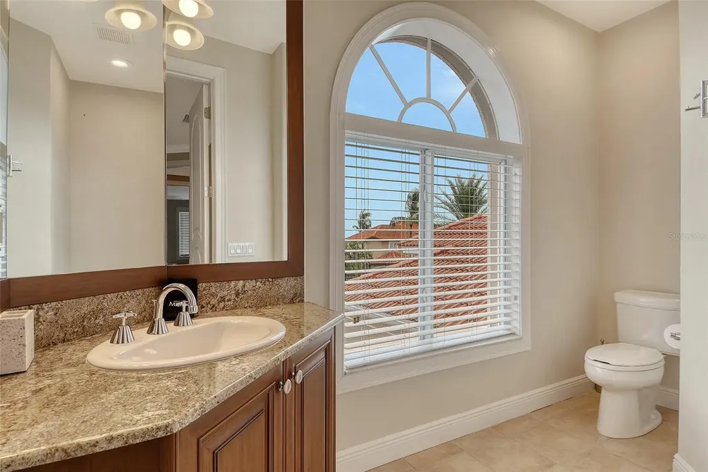 591 Putting Green Lane Longboat Key FL 34228