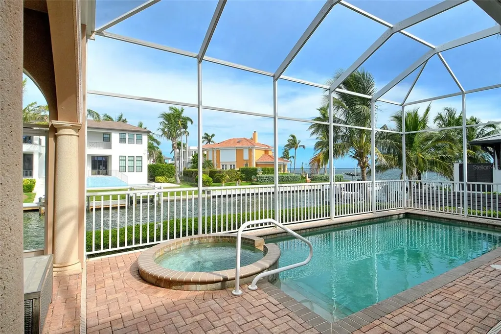 591 Putting Green Lane Longboat Key FL 34228