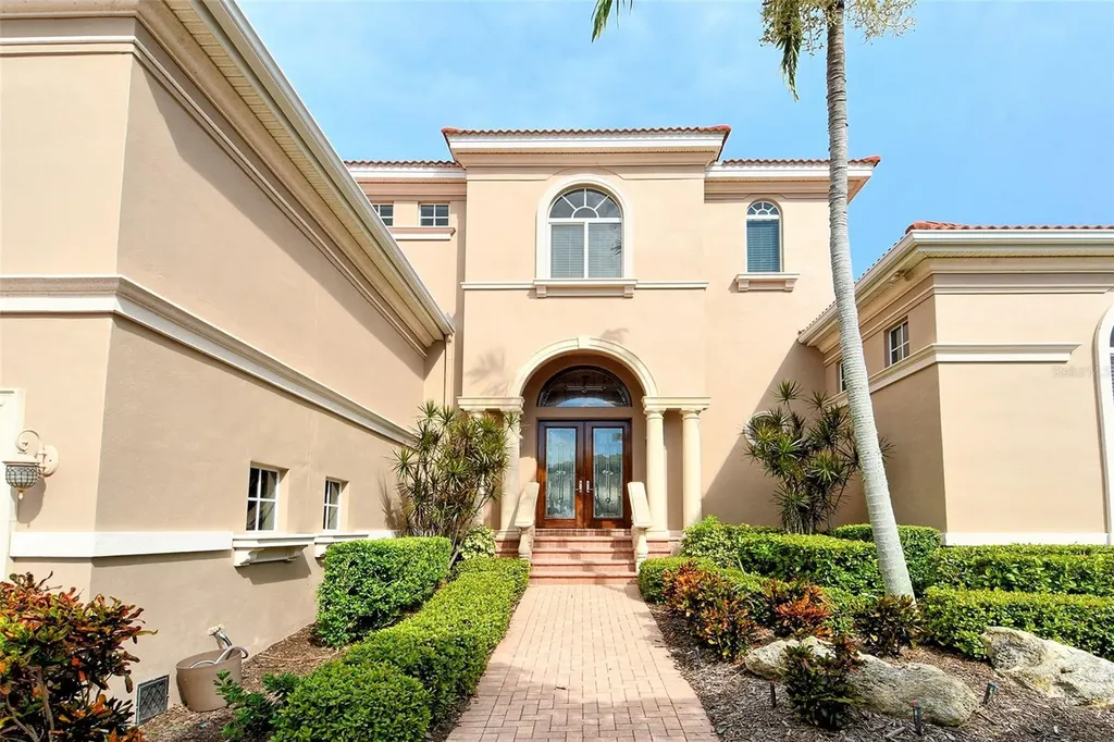 591 Putting Green Lane Longboat Key FL 34228