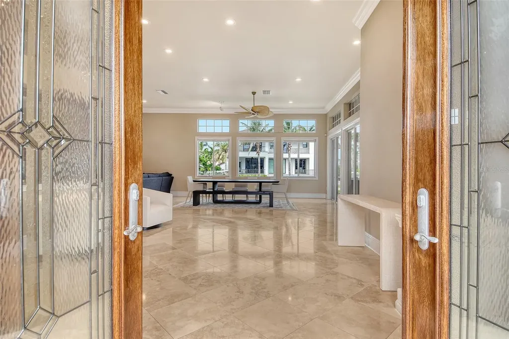 591 Putting Green Lane Longboat Key FL 34228