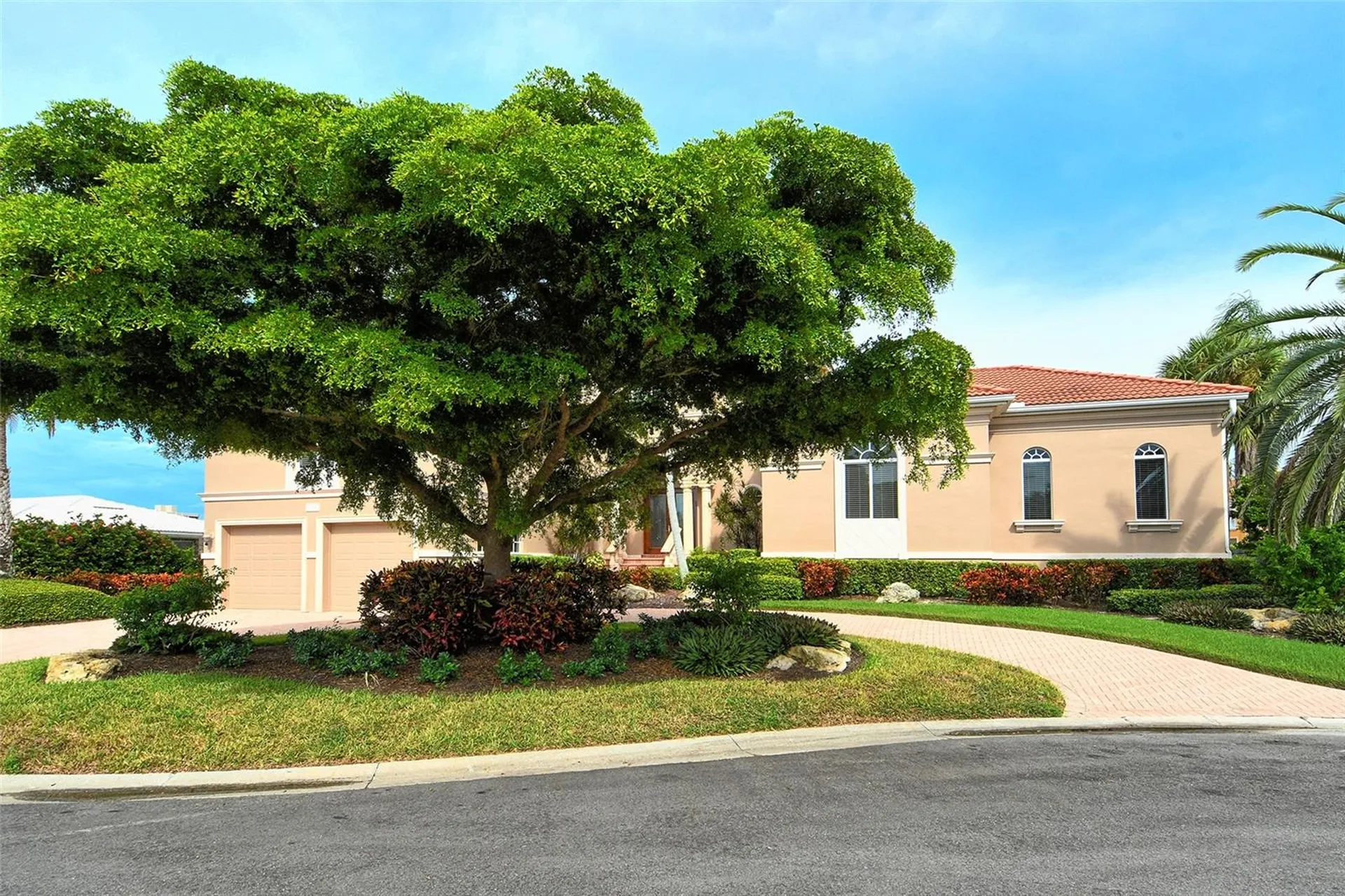591 Putting Green Lane Longboat Key FL 34228