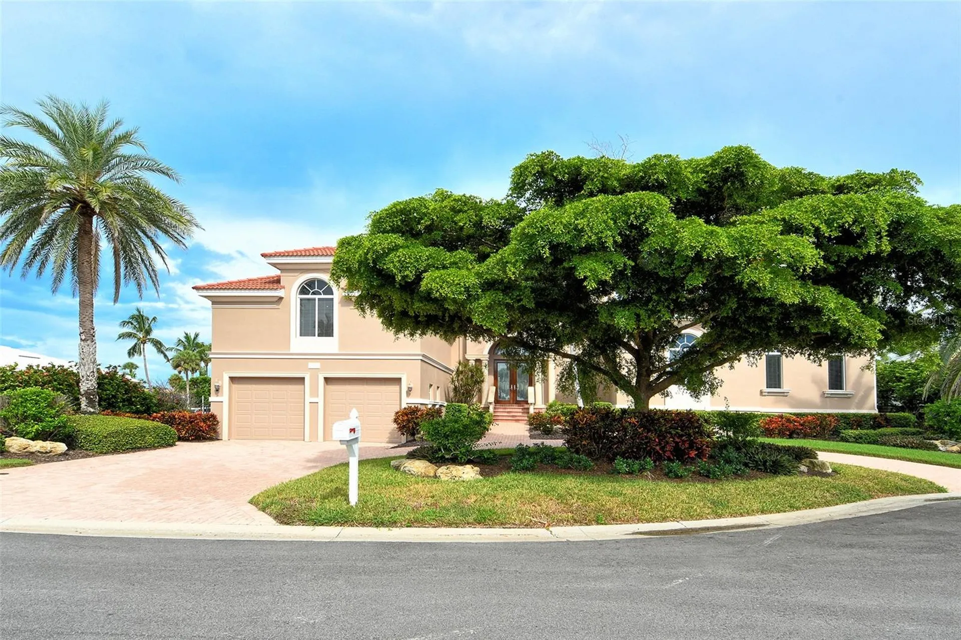 591 Putting Green Lane Longboat Key FL 34228