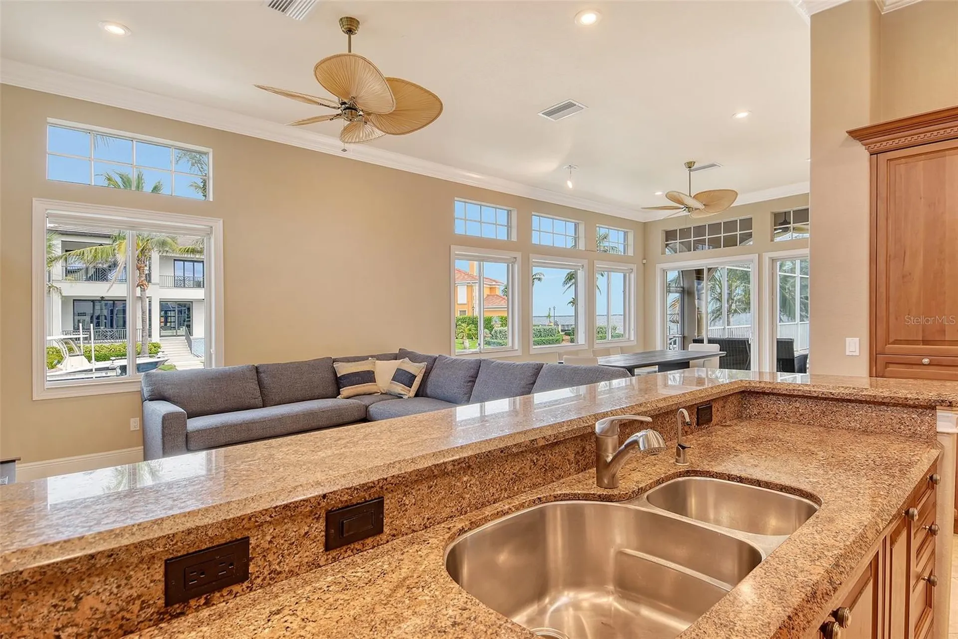 591 Putting Green Lane Longboat Key FL 34228