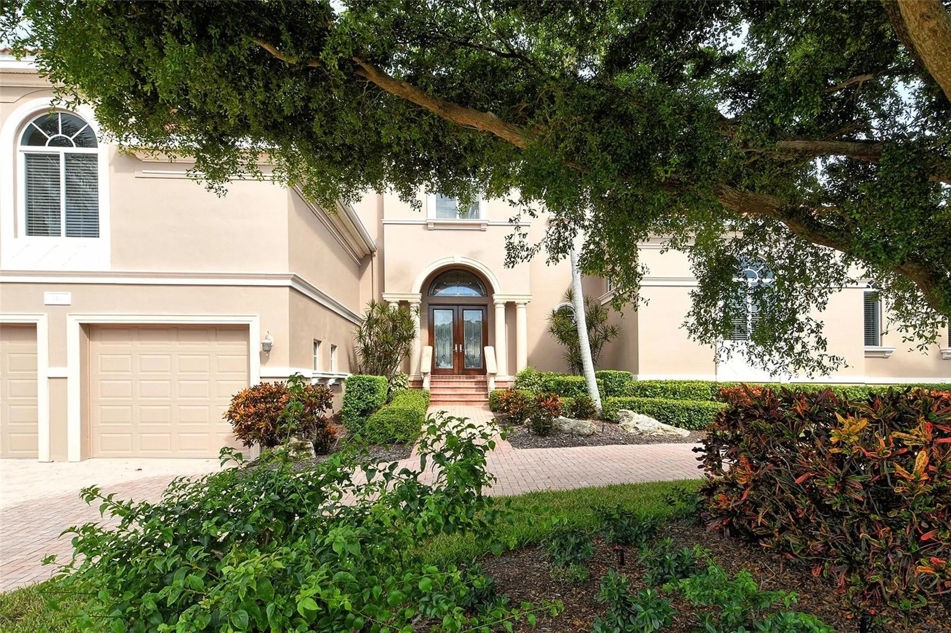 591 Putting Green Lane Longboat Key FL 34228