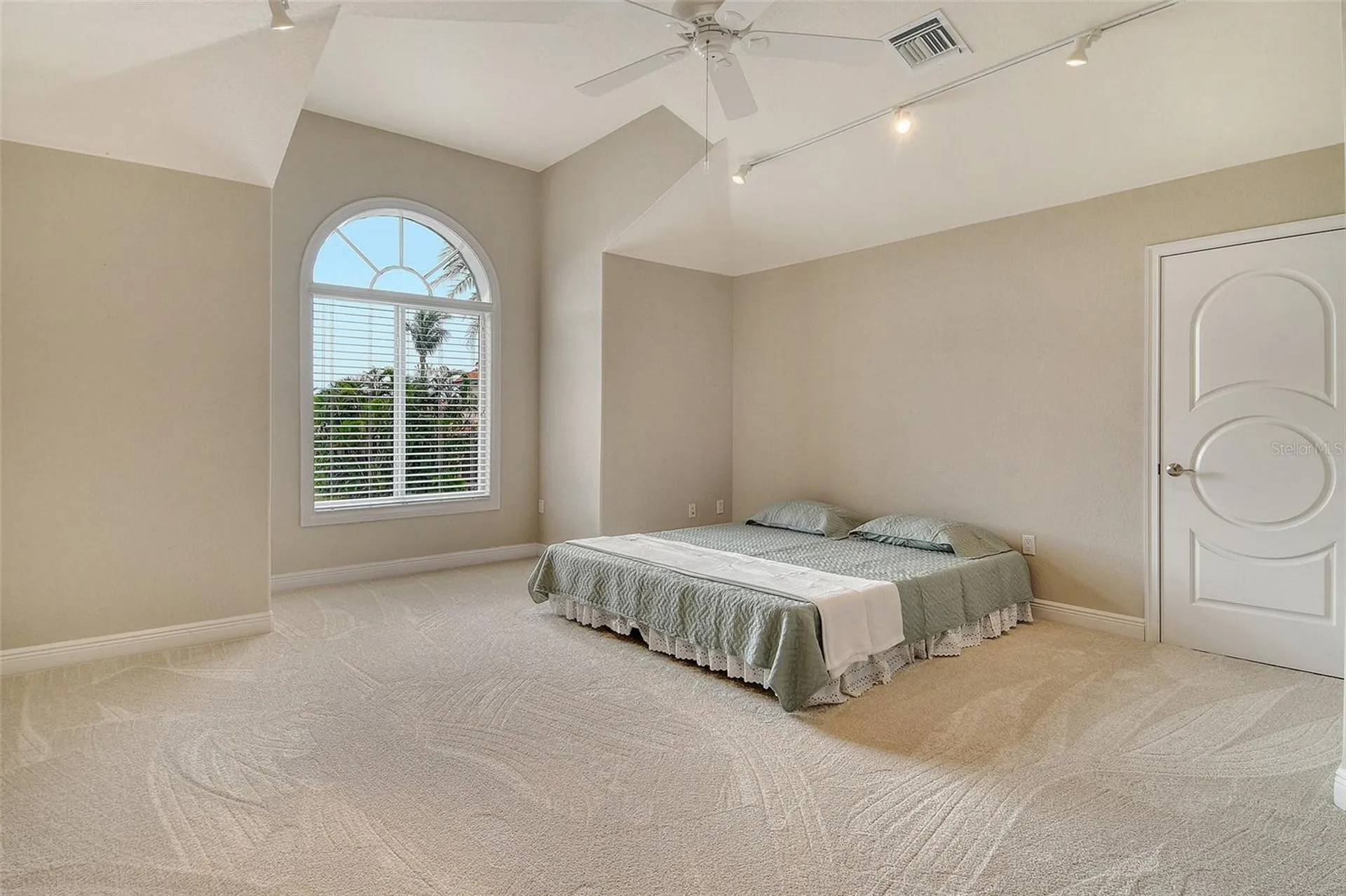 591 Putting Green Lane Longboat Key FL 34228